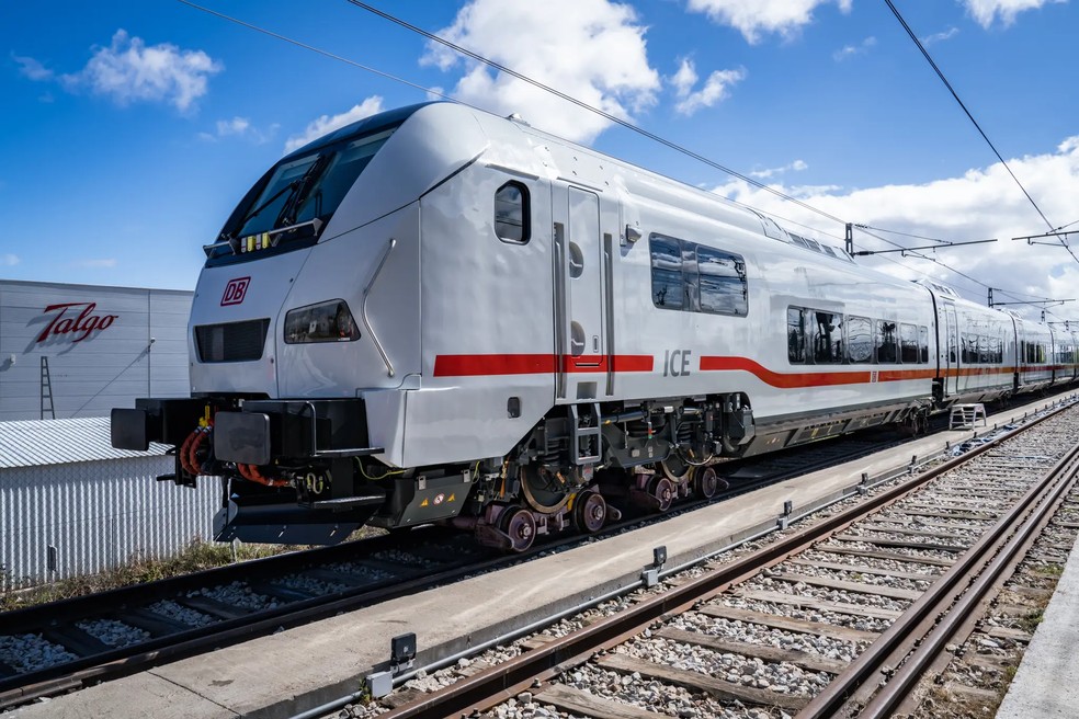 O DB Ice é o primeiro trem do seleto grupo dos mais velozes do mundo que não vem da China — Foto: Divulgação / RailTrain
