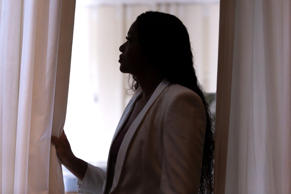 A manicure Laíla Monteiro foi vítima de violências em dois relacionamentos — Foto: Júlia Aguiar