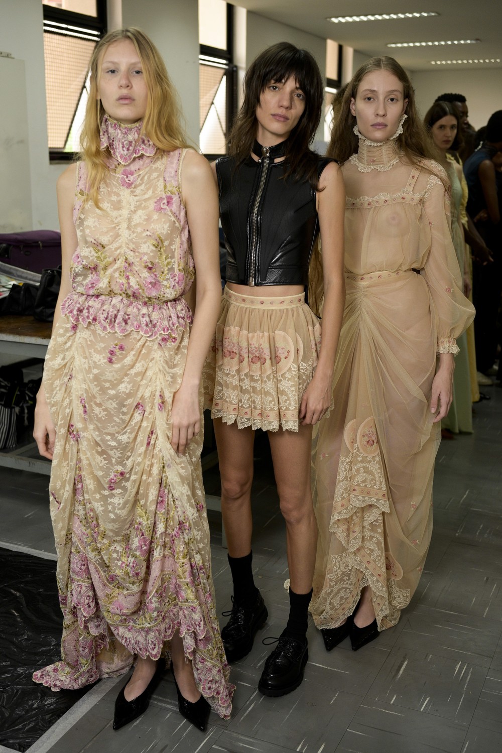 SPFW: estilistas exploram texturas, referências brasileiras e novas ...