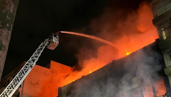 Eduardo Leite lamenta incêndio em pousada; prefeito de Porto Alegre promete investigação