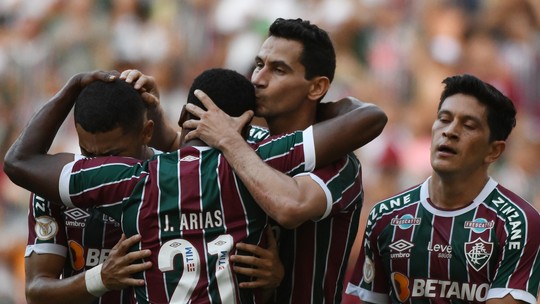 Fluminense quebra jejum de cinco jogos sem marcar e vence o Bragantino no Brasileirão
