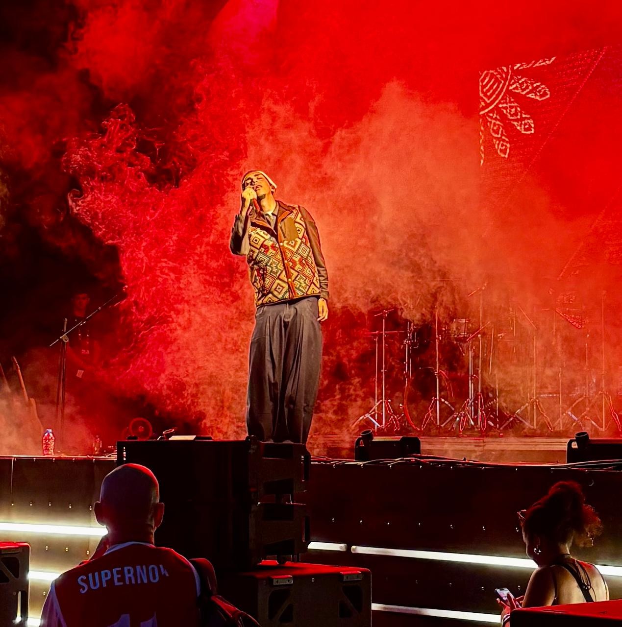 Voz moderna da música argentina, Milo J é recebido com entusiasmo no Rock in Rio