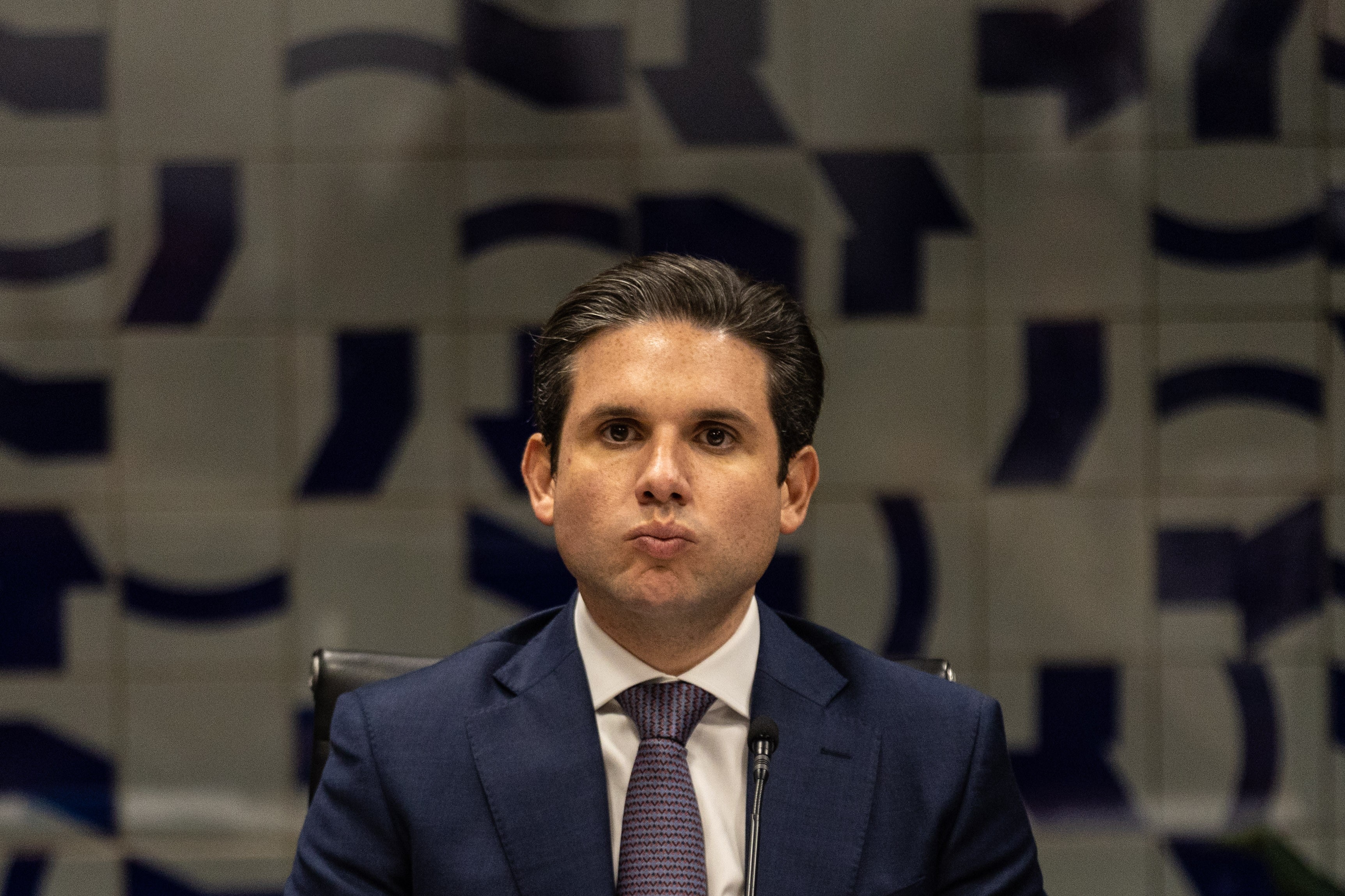 Motta anuncia aceleração de projeto que garante gratuidade da mala de mão em voos