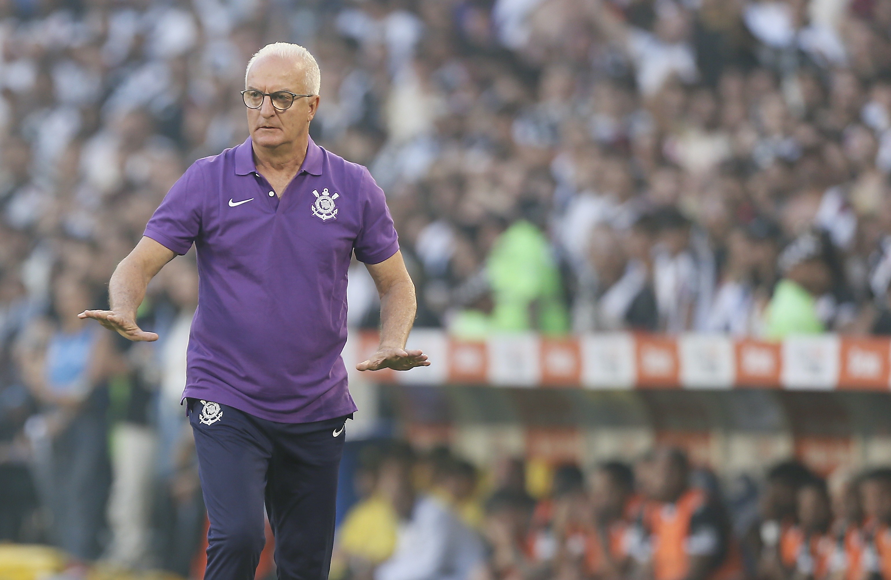 Dorival Júnior é demitido do Corinthians após derrota para o Internacional