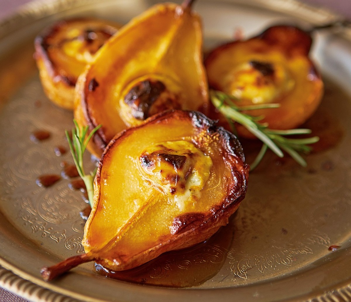 Ráscal lança livro de receitas pelos 30 anos