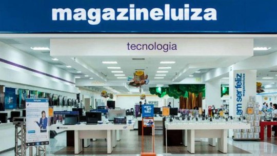 Inflação alta e queda na renda atingem  em cheio varejistas; ações de Magazine Luiza e Americanas despencam