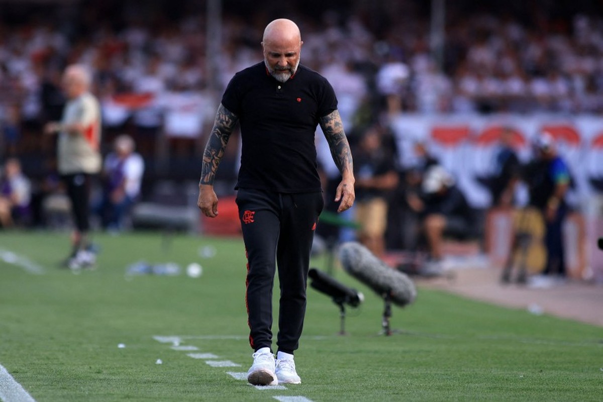 Saiba quanto o Flamengo pagará de multa se quiser demitir Sampaoli agora