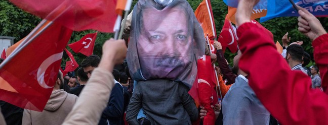 Recep Tayyip Erdogan se reelege na Turquia, vencendo a disputa com 52,1% dos votos.— Foto: Can EROK / AFP
