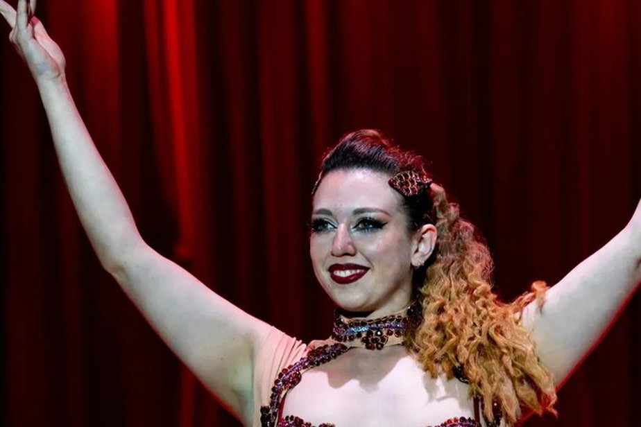 Trapezista espanhola de 27 anos morre após queda de cinco metros durante apresentação de circo na Alemanha | Época | O Globo