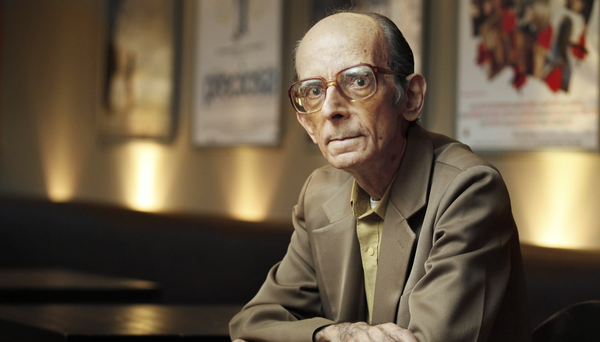 Morre o crítico de cinema Ely Azeredo, criador da expressão Cinema Novo, aos 94 anos