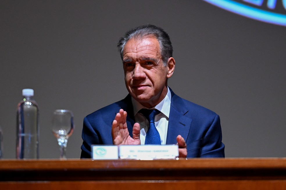 Fundador do portal argentino Infobae, Daniel Hadad, recebe título de ...