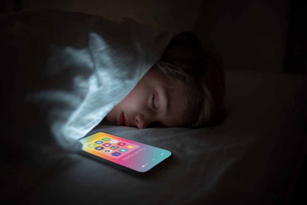 Aumento a dependência do smartphone e o estresse crônico — Foto: Freepik
