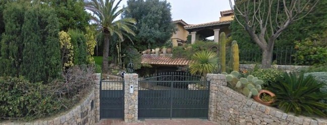 Casa de Michael Schumacher na Espanha — Foto: Reprodução/Google