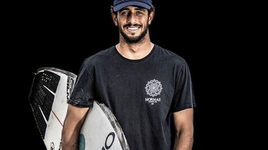 Lucas Chumbo e mais surfistas estarão em documentário premiado que estreará no canal OFF em 2024 
