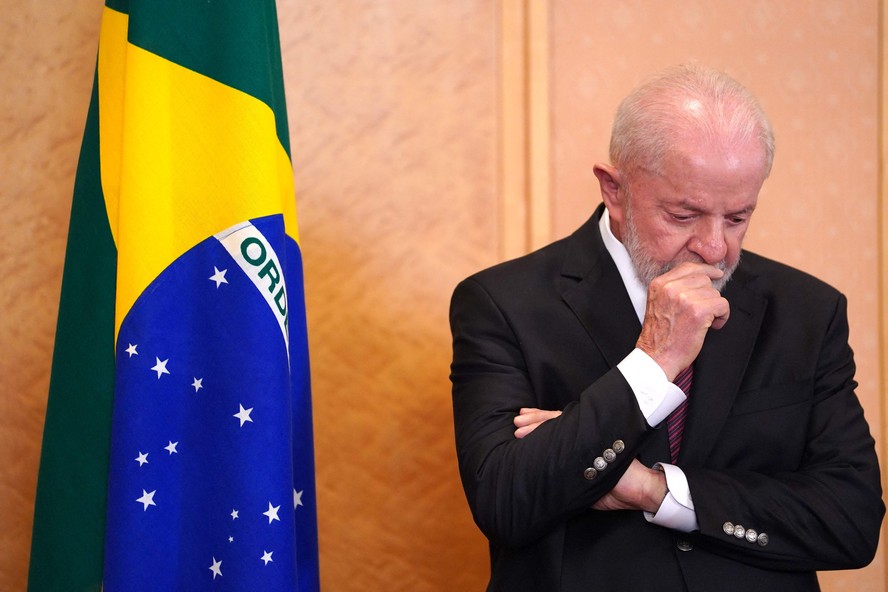 Pesquisa Genial/Quaest: desaprovação ao governo Lula dispara sete pontos,  chega a 56% e descola da aprovação