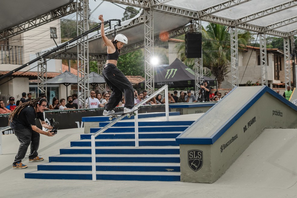 Maria Lúcia em ação na etapa de Saquarema do SLS Select Series — Foto: Divulgação / SLS Select Series