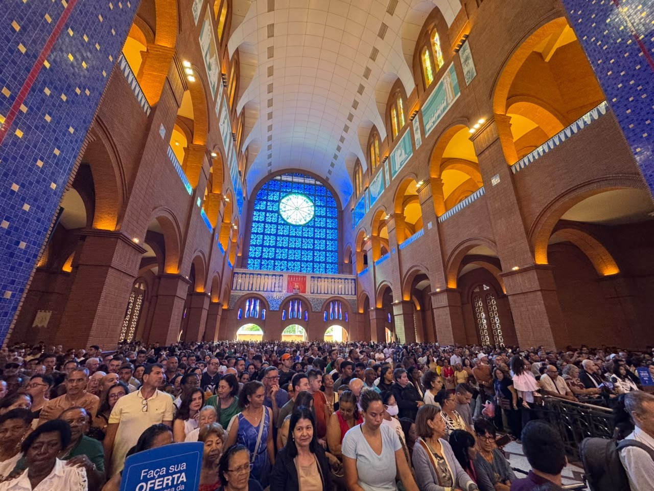 Em missa com Alckmin, celebração em Aparecida começa com pedido de pacificação: 'evangelho não nos autoriza a odiar quem pensa diferente'