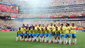 Seleção brasileira para a partida contra a Noruega — Foto: Getty Images via AFP