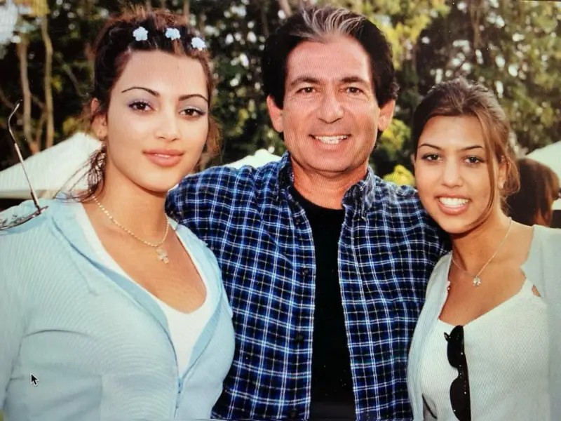 O que é esofagite? Entenda a inflamação diagnosticada em Kim Kardashian e a relação com o câncer que matou seu pai