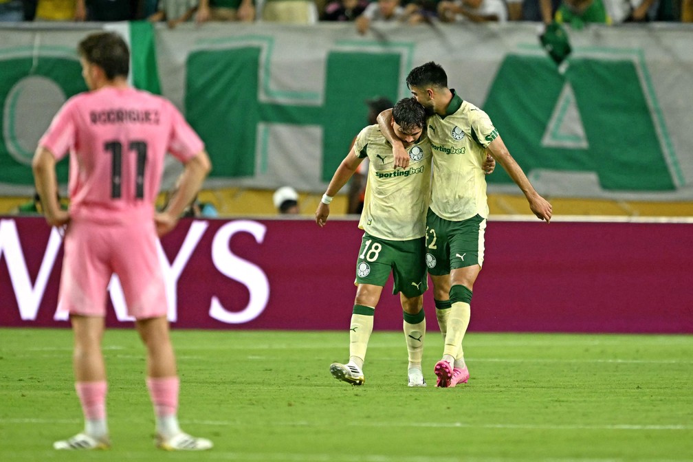 Palmeiras buscou empate com o Inter Miami — Foto: PATRICIA DE MELO MOREIRA / AFP