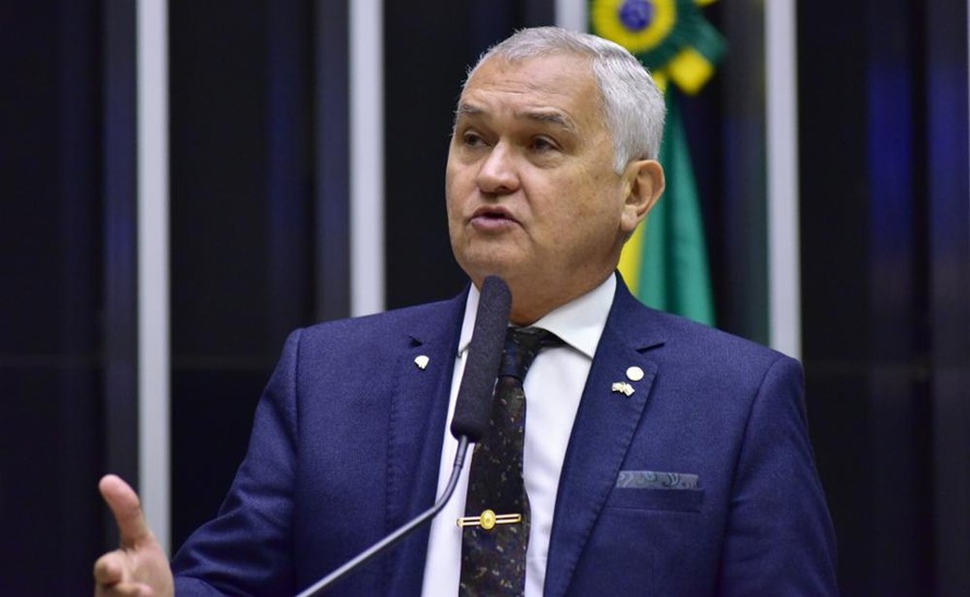 PF diz que deputado bolsonarista cometeu 'crimes' ao estimular seguidores  por golpe e citar, sem provas, fraude nas urnas