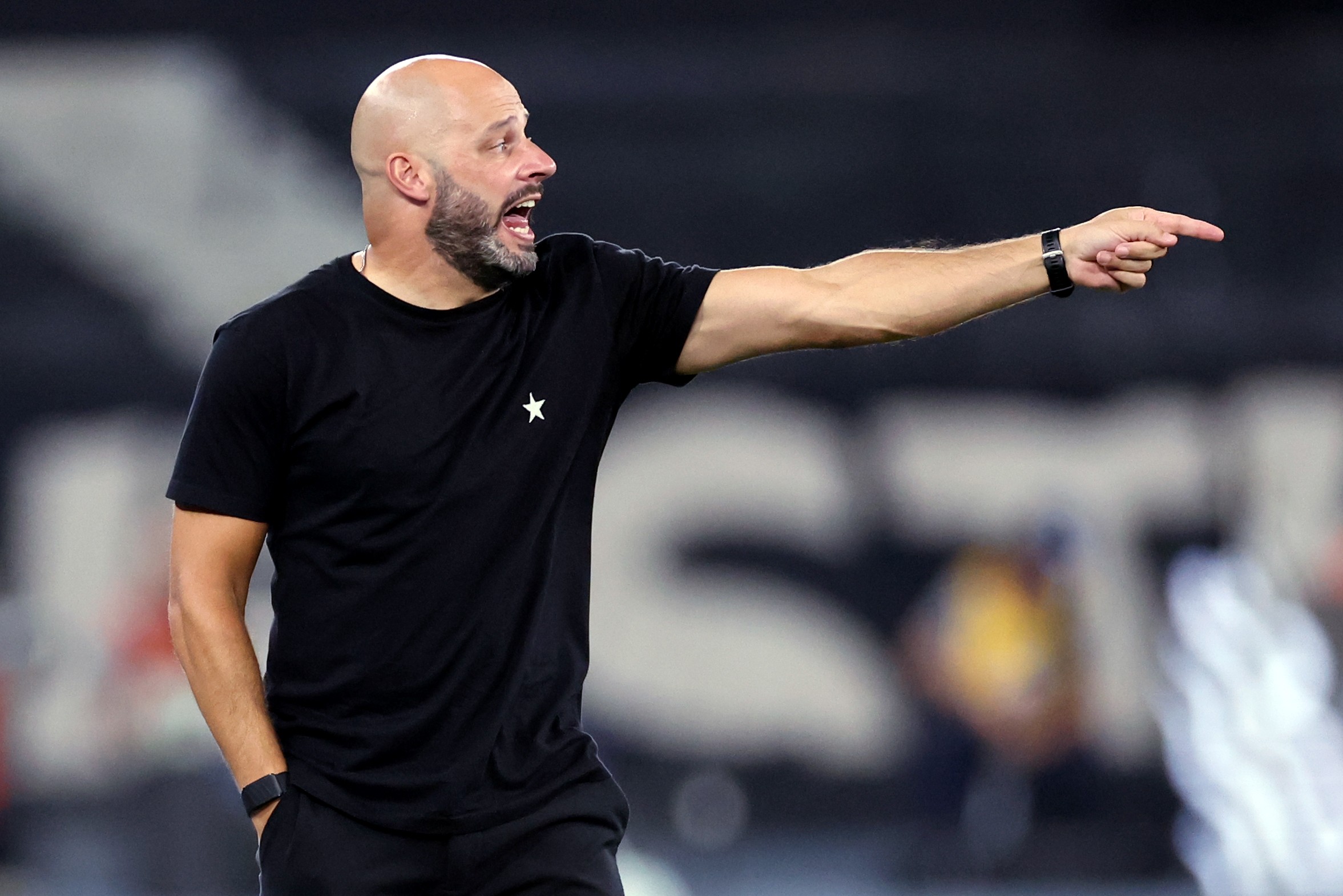 Ex-Botafogo, Franclim Carvalho é anunciado como novo técnico do Braga, de Portugal