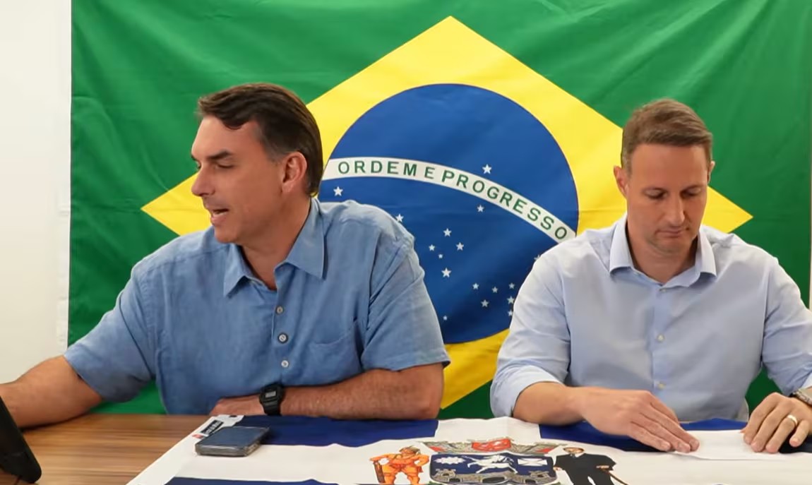 Produtores de álcool criticam Flávio por defender discussão de  percentual de etanol no combustível - QTU Questões do Universo