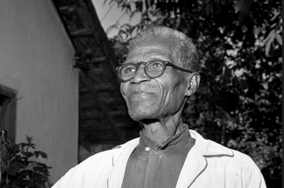 João Cândido na sua casa em São João do Meriti, em 1958, aos 78 anos — Foto: Arquivo/Agência O GLOBO