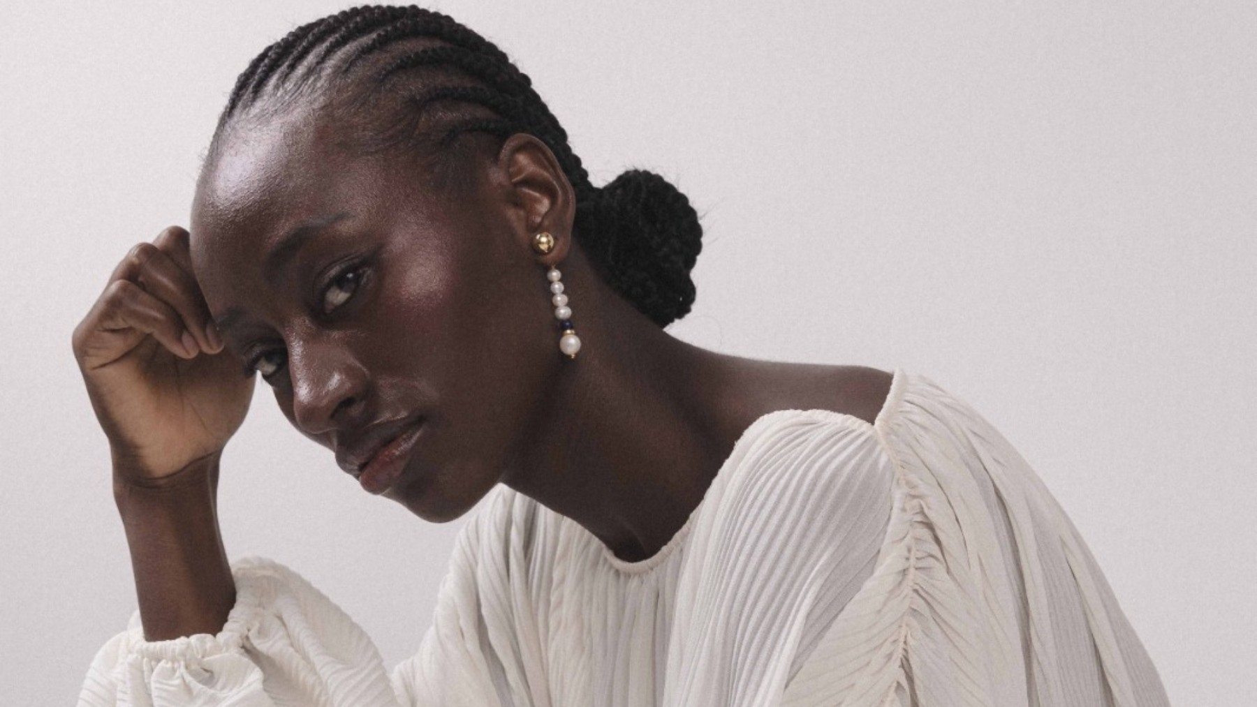 Ela deixou a Guiné-Bissau para estudar e hoje desponta como modelo no Brasil