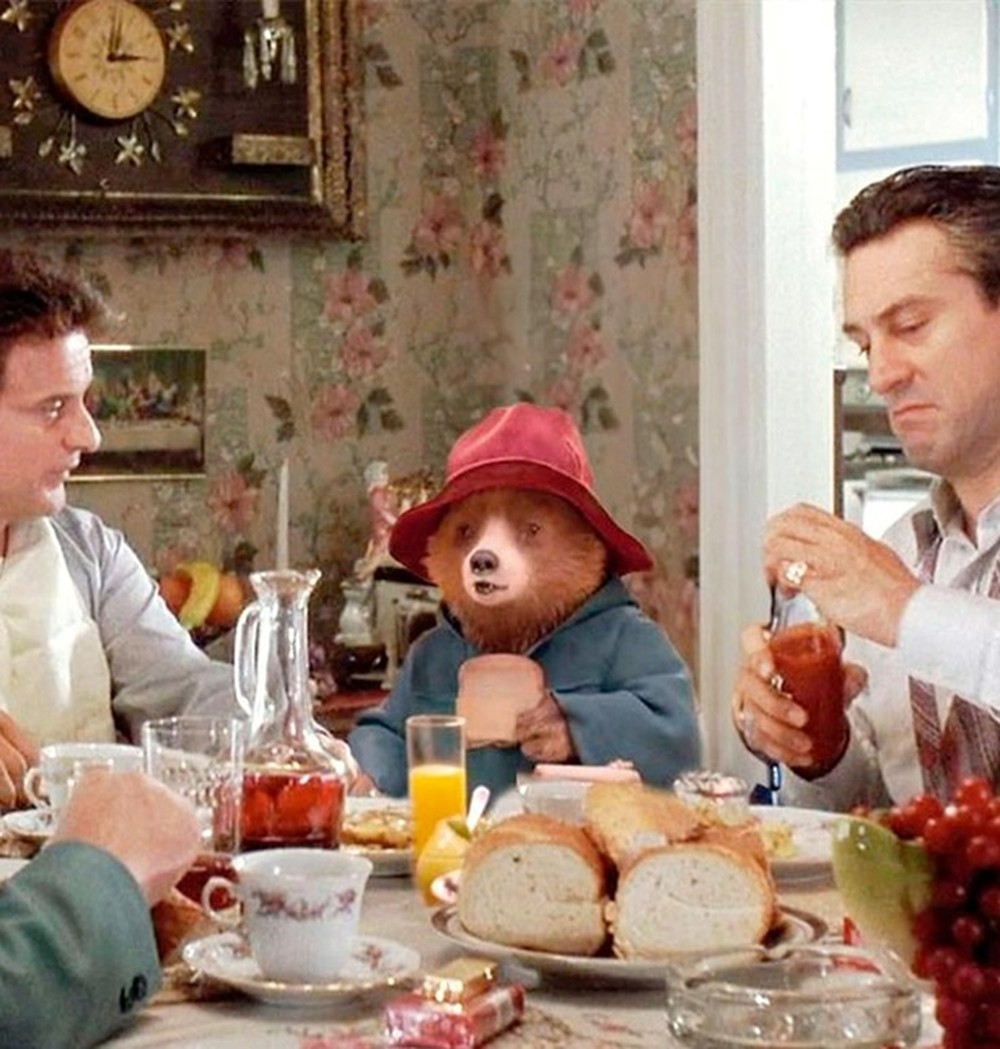 ursinho-paddington-viraliza-em-cenas-de-interestelar-a-sopranos