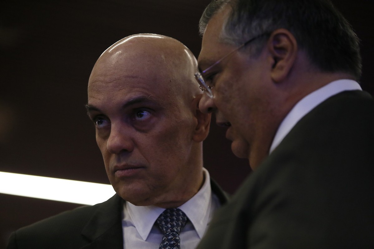 Dino defende Moraes após críticas do governo dos EUA e ironiza projeto que pode barrar ministro no país
