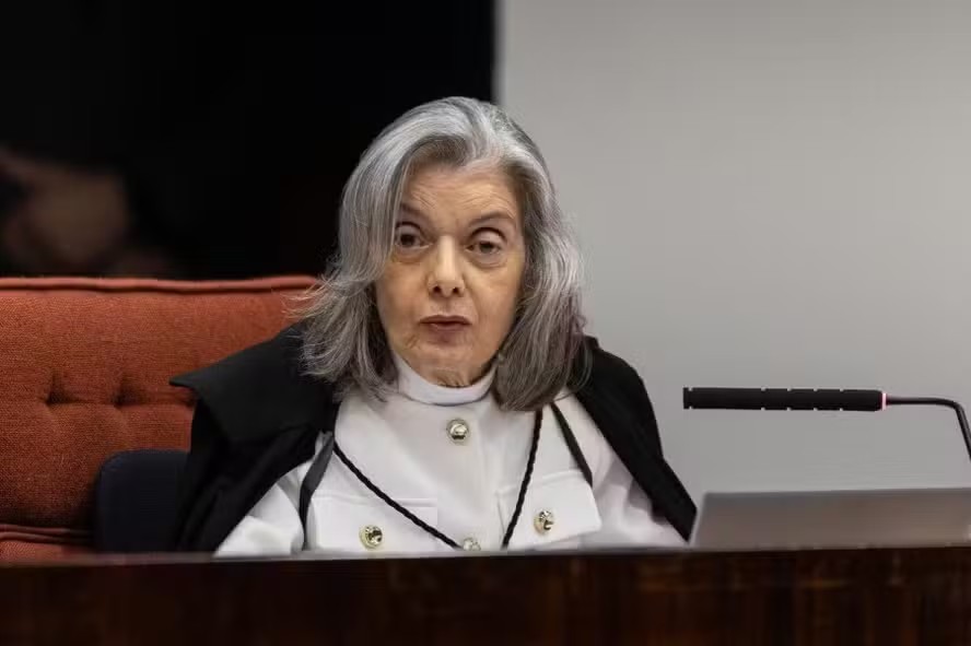 'Governantes desmerecem a belíssima terra do Rio de Janeiro', diz Cármen Lúcia em julgamento no TSE que pode tornar Castro inelegível