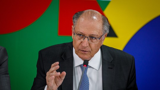 Alckmin: governo estuda reduzir imposto da linha branca no RS e quer desconto da indústria