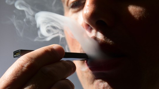 Anvisa decide hoje sobre veto aos cigarros eletrônicos; entenda