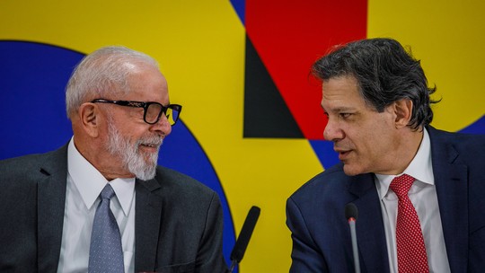 Lula elogia Haddad por confrontar bolsonaristas em audiência na Câmara