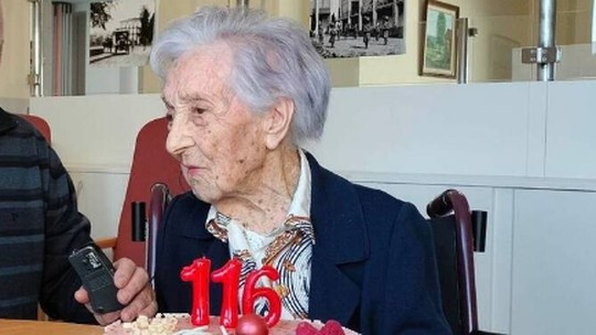 Aos 116 anos, mulher mais velha do mundo dá dicas de longevidade nas redes sociais