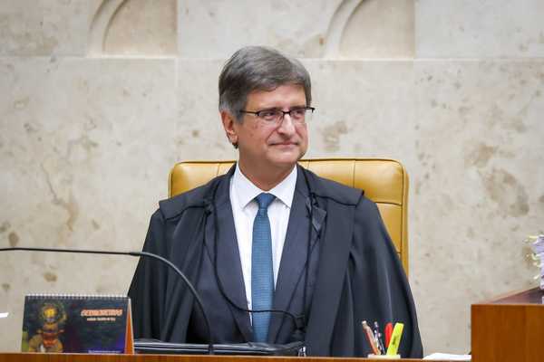PGR diz que Exército foi 'vítima' do plano golpista e 'recusa' dos  comandantes gerou 'campanha de ódio'