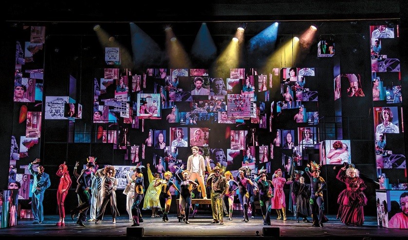 Musical celebra 60 anos de história da TV Globo