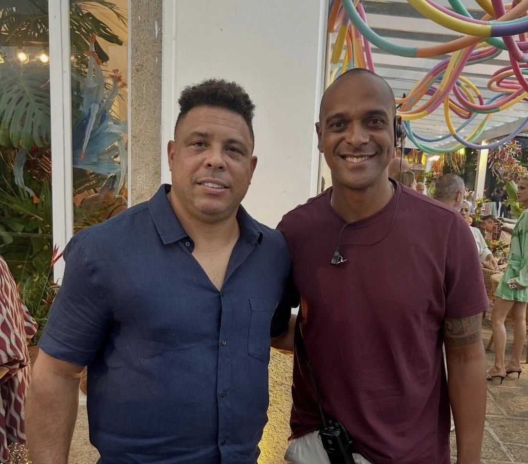 Ronaldo, Romário e Vini Jr: Tassio Maia colecionava cliques com craques do futebol em suas redes sociais; veja fotos - QTU Questões do Universo