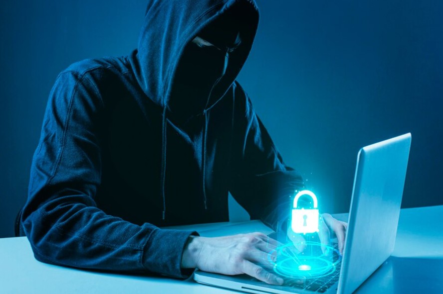 'Roube tudo das avós': hacker brasileiro é alvo da polícia espanhola ...