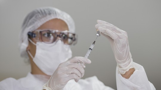 Vacina da chikungunya: proteção é de 99,1% seis meses após aplicação, diz Butantan