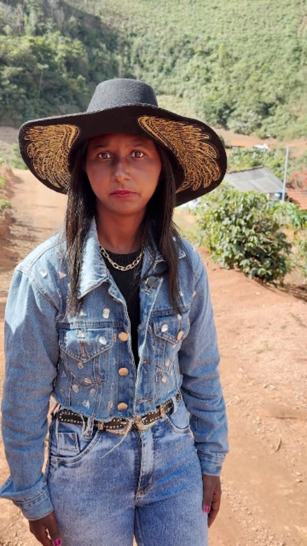 Maria José Mendes Maria, conhecida nas redes sociais como Menina da Bota — Foto: Reprodução/Instagram