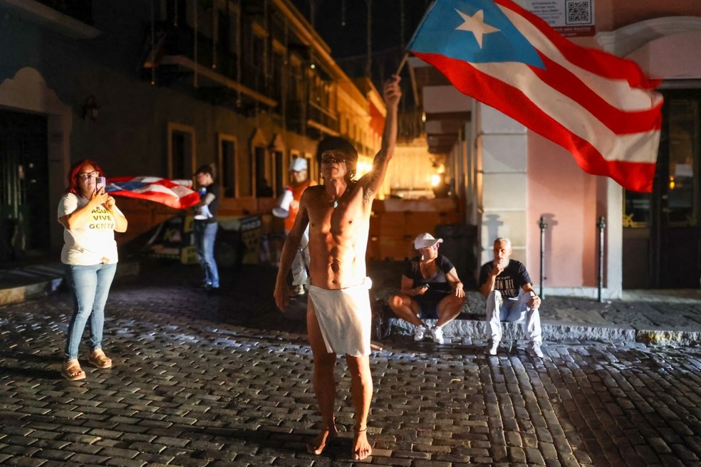 Usinas param e apagão deixa todo o Porto Rico sem energia
