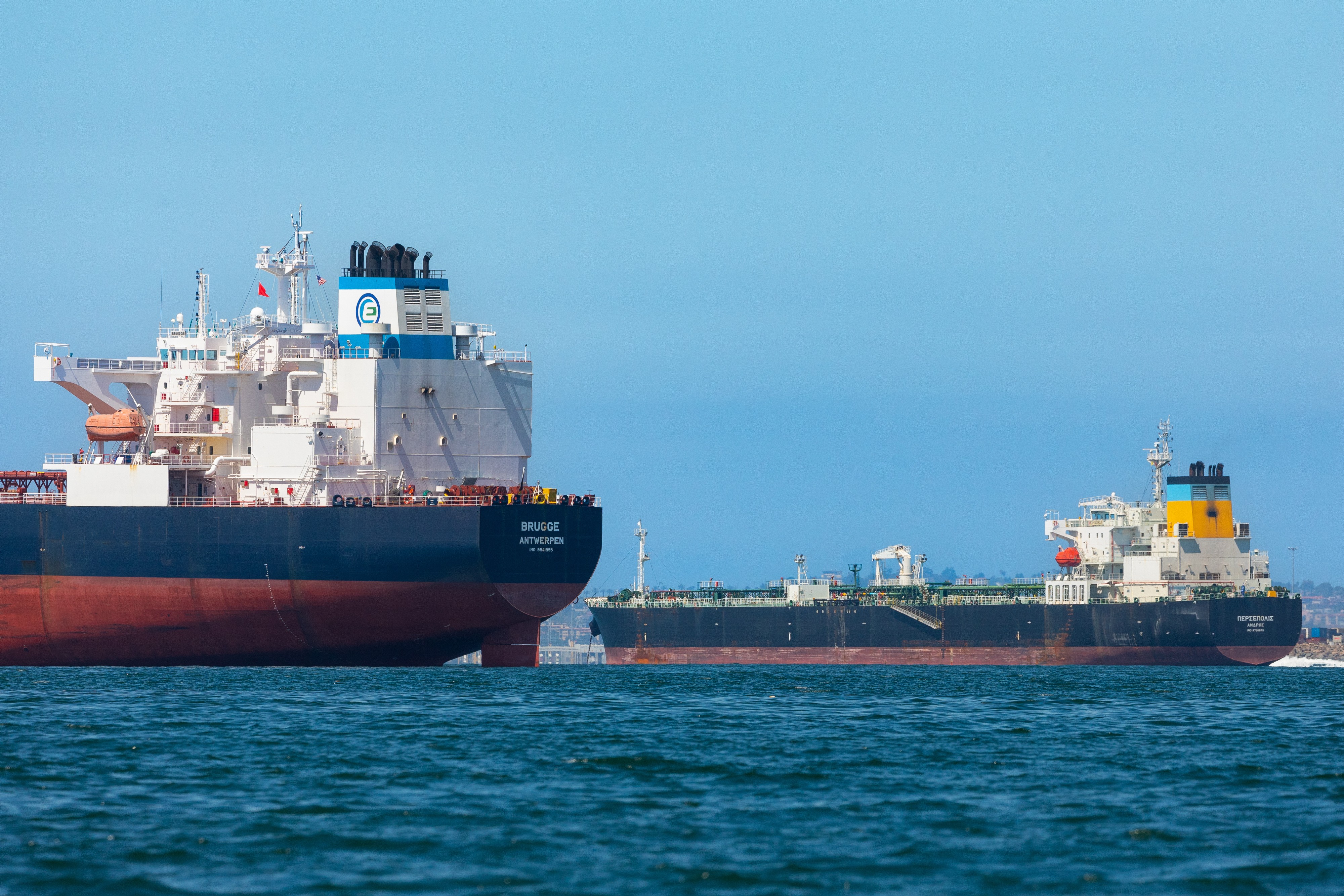 Petróleo dispara e supera US$ 91 com ataques no Oriente Médio