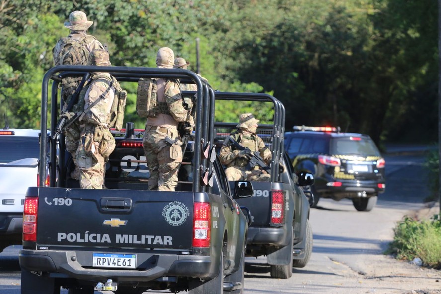 Operação aconteceu no bairro de Valéria, considerado ponto estratégico do tráfico de drogas