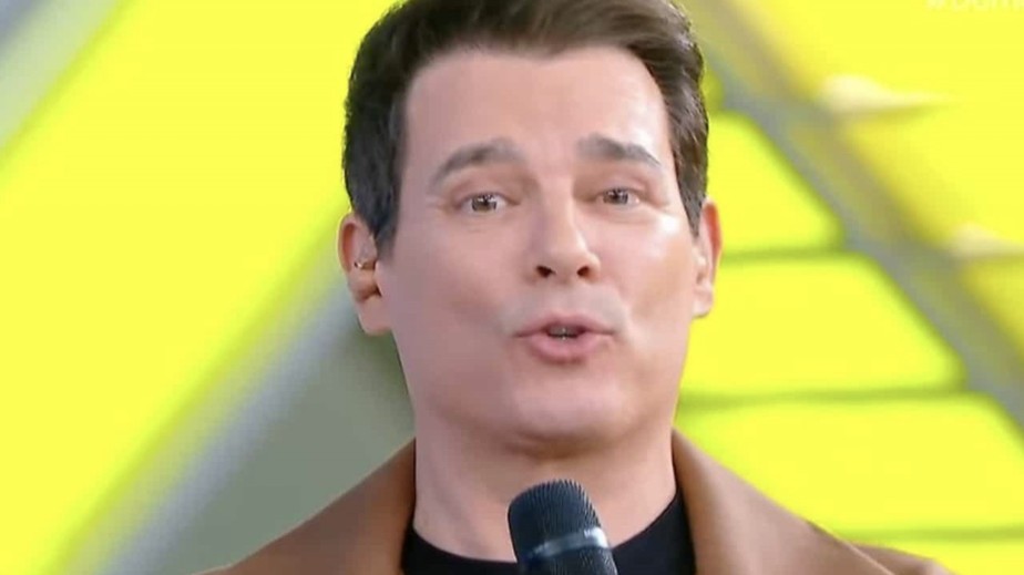 Muita fé': Celso Portiolli manda mensagem de apoio a Edu Guedes após cirurgia do apresentador para tratar câncer no pâncreas