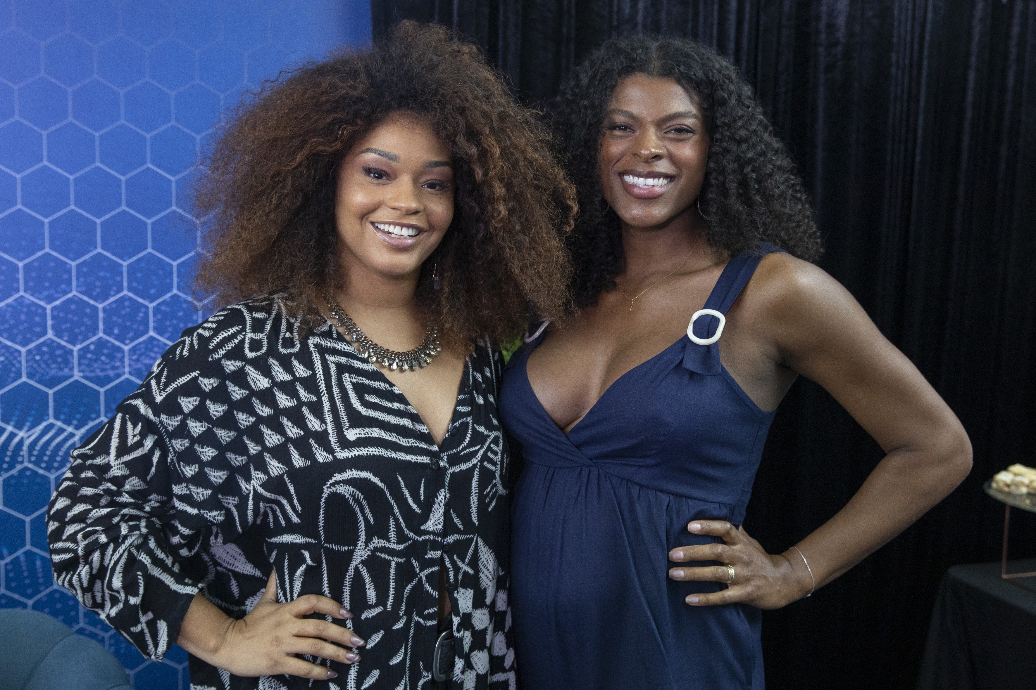 Juliana Alves, Fernanda Garay e Othon Bastos participam da homenagem a Gilberto Gil no 'Caldeirão com Mion'