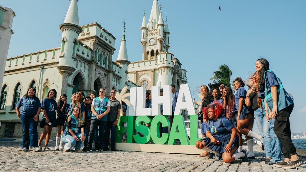 O Programa Jovens do Mar inclui uma visita à Ilha Fiscal — Foto: Divulgação