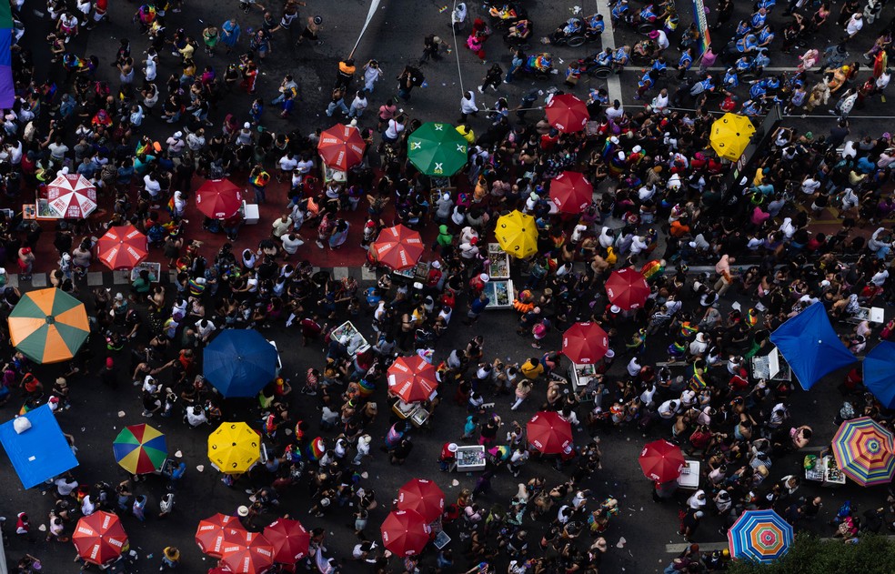 Multidão na Parada LGBT+ em SP — Foto: Maria Isabel Oliveira 