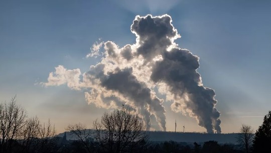 Mundo teria que quadruplicar eliminação de CO² até 2050 para reduzir aquecimento global, diz relatório